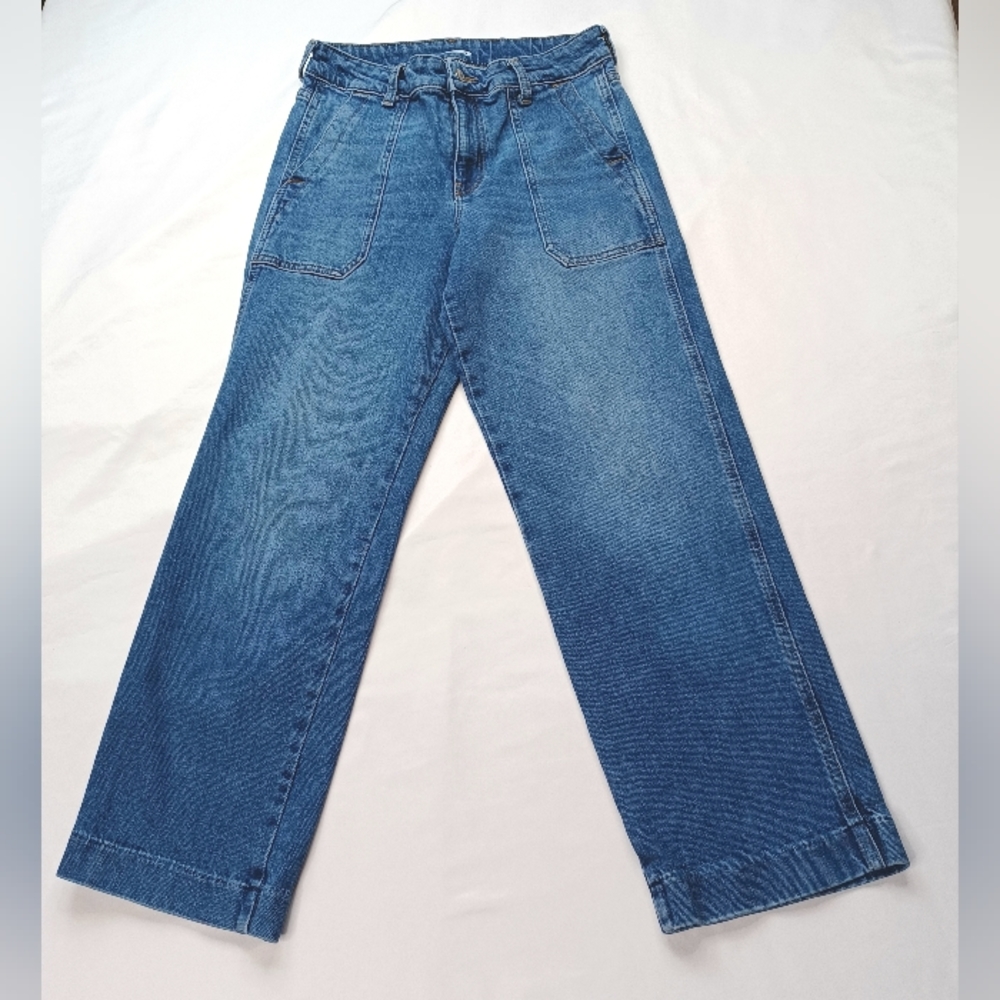 Old Navy Classic Blue Cropped Jeans